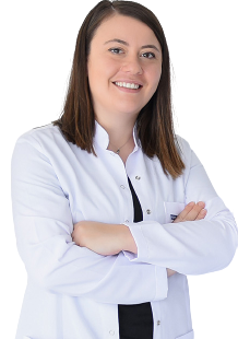 Dentist Nur Eğin MACİT